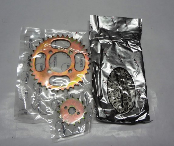 CORONA/PINON.SUNIK GILERA 110 SMASH/FU...35/15-428